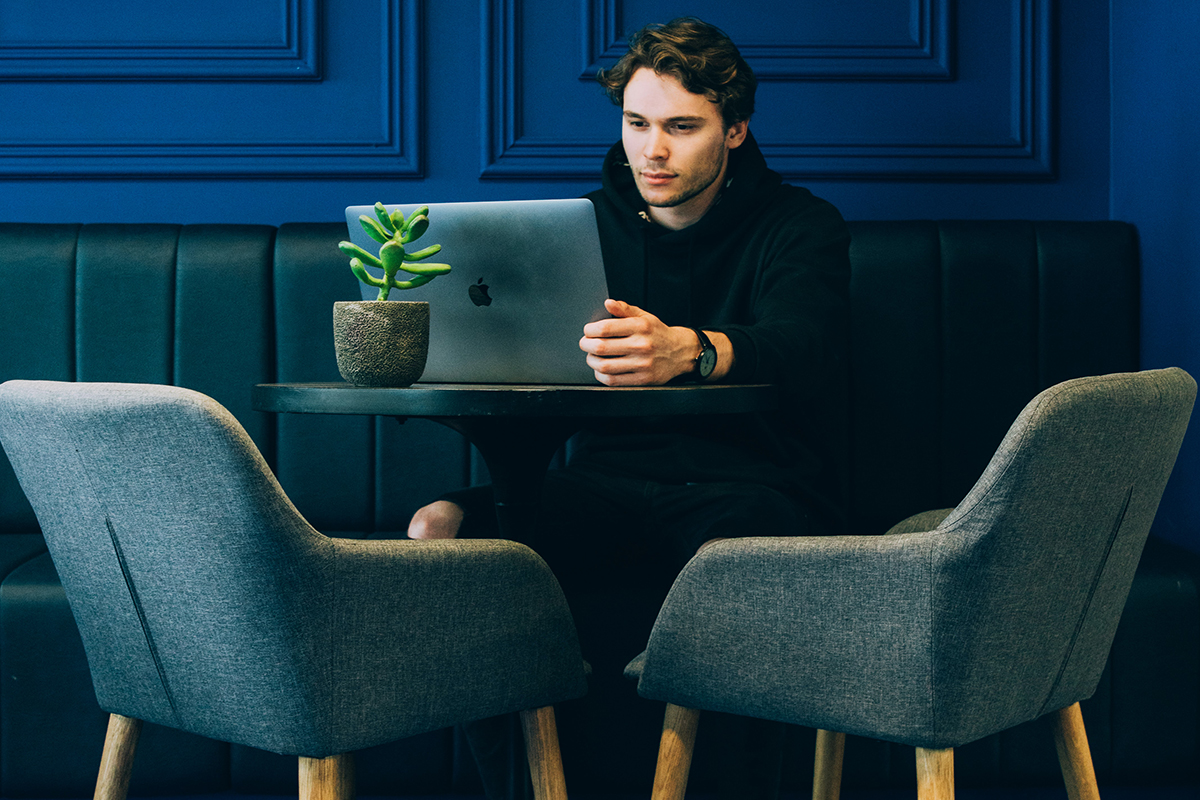 Where to buy second-hand designer furniture - magazine.deesup.com